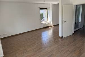 Attraktives 5-Zimmer-Reihenendhaus mit geh. Innenausstattung und EBK in Frankfurt am Main Kalbach – Im Kirschenwäldchen 63, 60437 Kalbach-Riedberg, Frankfurt am Main – Vorschaubild 7