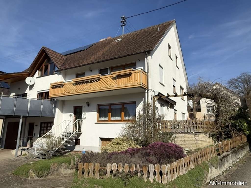 Immobilie in Salem - Zwei Häuser mit ganz viel Platz in ruhiger Lage!
Ideal für 2 Familien oder als Generationenhaus! - Bild 2