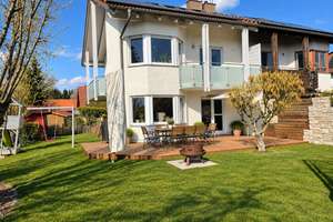 Familienfreundliche DHH in ruhiger Sackgasse - Garten, Kamin, Sauna & PV  |  provisionsfrei