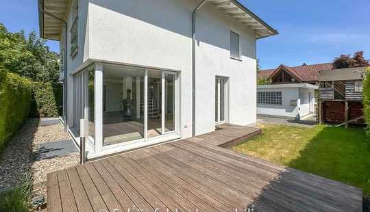 Bild von 2 Häuser auf einem gemeinsamen Grundstück zu verkaufen