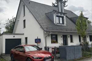exklusive und moderne DHH im Münchner Norden – Barbinger Weg 0, 80995 München – Vorschaubild 1