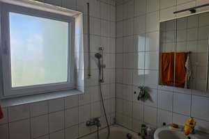 Attraktive 2-Zimmer-Wohnung mit Garage und Entwicklungspotenzial in Augsburg-Lechhausen – Die vollständige Adresse der Immobilie erhältst du vom Anbieter., 86167 Lechhausen-Ost, Augsburg – Vorschaubild 11