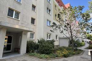 Helle 3-Raumwohnung mit Balkon sucht neue Mieter