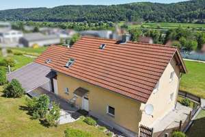 Donaublick und Randlage in Vilshofen - Wohnhaus mit Werkstatt und Ausbaureserve!