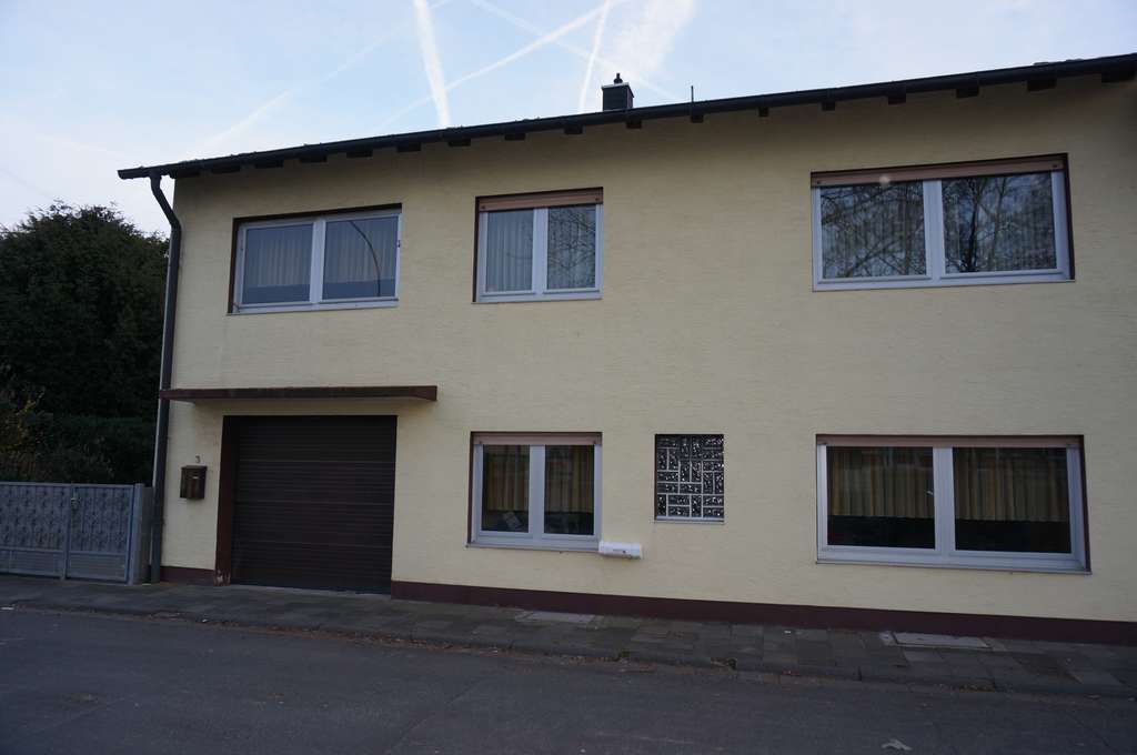 Immobilie in Reichelsheim - Einfamilienhaus in Reichelsheim / Weckesheim mit großem Potenzial - Bild 2