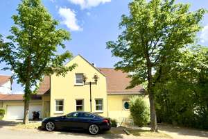 Einmalige Chance im Mai/Juni: Traumvilla  mit 2 vermieteten ELW am Wasserturm für nur 1.250.000 € – Fritz-Ulrich-Str. 105, 74080 Böckingen, Heilbronn – Vorschaubild 2