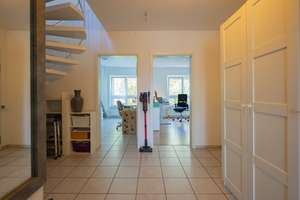 Krefeld Cracau! Moderne 4-Zimmer-Maisonettewohnung mit tollem Sonnenbalkon & Tiefgaragenstellplatz! – Die vollständige Adresse der Immobilie erhältst du vom Anbieter., 47799 Cracau, Krefeld – Vorschaubild 8