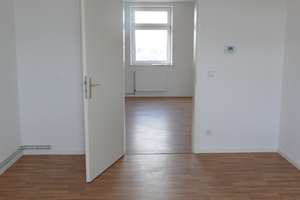 Modernes Wohnen im alten Gewand! Attraktive, großzügige 3 - Zi.- Wohnung am Platz der Republik! – Platz der Republik 46a, 42107 Elberfeld, Wuppertal – Vorschaubild 12