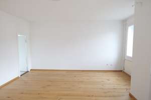 Kompakte Eigentumswohnung mit Süd-Balkon in Berlin Wilmersdorf – Die vollständige Adresse der Immobilie erhältst du vom Anbieter., 14197 Friedenau, Berlin – Vorschaubild 2