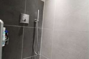 Lichtdurchfluteter DG-Traum in Krefeld: 3 Zimmer mit SW-Dachterrasse, moderner EBK & Garage! – Buchenstraße 23, 47805 Dießem/Lehmheide, Krefeld – Vorschaubild 18