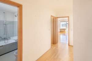 „Wohnen über den Dächern von München-Fürstenried“ – Helle 1-Zimmer-Wohnung mit Balkon und Fernblick – Allgäuer Straße 102, 81475 Fürstenried-West, München – Vorschaubild 5
