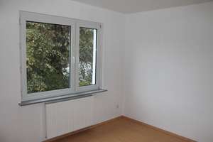 Exklusive, helle 3-Zimmer-Wohnung mit frisch saniertem Balkon und Einbauküche in Bonn Endenich – Magdalenenstr. 52, 53121 Endenich, Bonn – Vorschaubild 9
