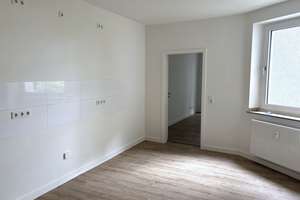 Schöne 2-Zimmer-Wohnung mit Balkon in ruhiger Wohnlage von Düsseldorf-Derendorf – Weissenburgstr. 36, 40476 Derendorf, Düsseldorf – Vorschaubild 11