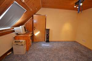 PREISREDUZIERUNG!!! Ein- bis Zweifamilienhaus in 37632 Eschershausen. – Gniesbreite 1, 37632 Eschershausen – Vorschaubild 24