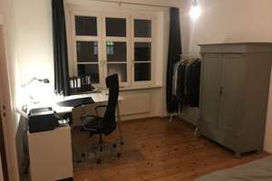 Gepflegte Altbauwohnung mit Balkon | bezugsfrei | provisionsfrei – Herrenhausstraße 9, 12487 Johannisthal, Berlin – Vorschaubild 6