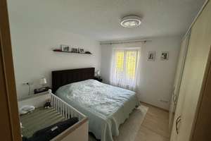 Diese großzügige 4-Zimmer-Eigentumswohnung befindet sich in einem gepflegten Mehrfamilienhaus im bel – Großgartacher Straße 174/4, 74080 Böckingen, Heilbronn – Vorschaubild 4