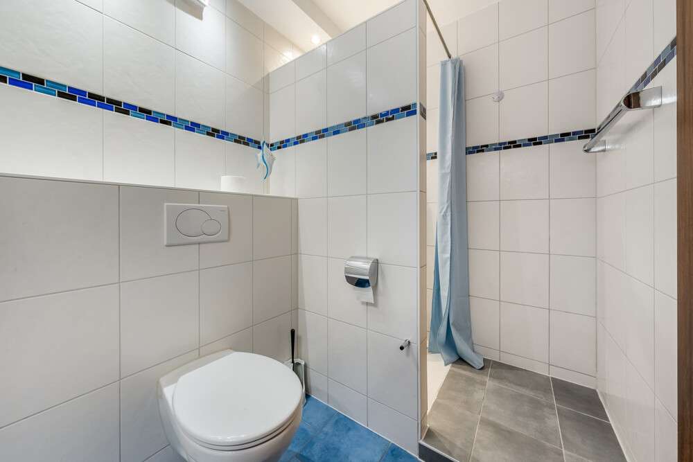 Immobilie in Hörnum (Sylt) - Helle Erdgeschosswohnung direkt am Strand mit Balkon - Bild 3