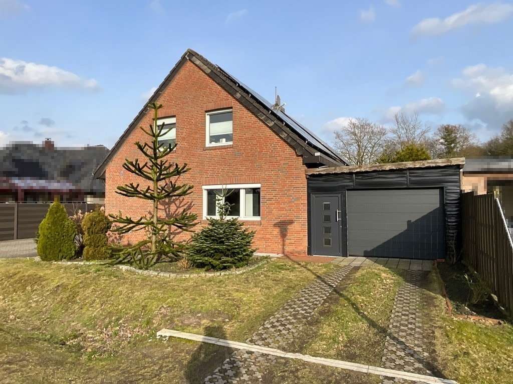 Immobilie in Surwold - Exklusives Einfamilienhaus mit großzügigem Raumkonzept  - Bild 2