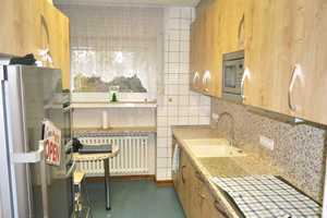 Nievenheim, RMH mit 4 Zi., ca. 93m² Wfl., 313m² Grund., Keller, gr. Garten, Grg.+Stellpl. – Neuss (Rhein-Kreis) – Vorschaubild 10