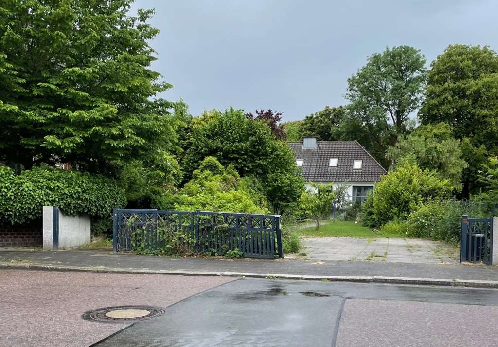 Großzügiges Wohnhaus!!! Zwangsversteigerung!!