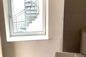 Haidhausen - Oase der Ruhe + + TOP Apartment im Rückgebäude – Die vollständige Adresse der Immobilie erhältst du vom Anbieter., 81667 Haidhausen Süd, München – Vorschaubild 11