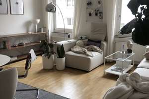 Helle möblierte 2-Zimmer Wohnung in Stuttgart-Ost