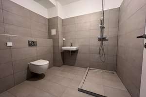 Zweitbezug im PENTHOUSE auf 2 Etagen - ca. 153 m², 4-Zi, TERRASSE, 2 Bäder, TG, LUXUS PUR per SOFORT – Die vollständige Adresse der Immobilie erhältst du vom Anbieter., 13088 Weißensee, Berlin – Vorschaubild 3
