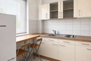 Gepflegtes Apartment in ruhiger Lage von Eilendorf zu verkaufen – Die vollständige Adresse der Immobilie erhältst du vom Anbieter., 52080 Eilendorf, Aachen – Vorschaubild 3