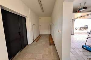 Großes Einfamilienhaus - Baujahr 2006 - mit 1.916 m² Grundstück, Doppelgarage & Homeoffice-Potenzial – Krottenseer Hauptstraße 14, 91284 Neuhaus an der Pegnitz – Vorschaubild 55