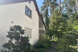 zentrumnah und mitten im Grünen: Doppelhaushälfte in Erlangen – Die vollständige Adresse der Immobilie erhältst du vom Anbieter., 91056 In der Reuth, Erlangen – Vorschaubild 2
