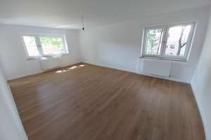 Erstbezug nach Sanierung einer 5 Zimmer Wohnung mit Einbauküche in Lindenthal