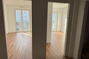 Neubau-Erstbezug: Lichtdurchflutetes Wohnen in 4-Zimmer Wohnungen mit 2 Bädern & Balkon – Am Holzhandel 4, 30165 Vahrenwald, Hannover – Vorschaubild 7