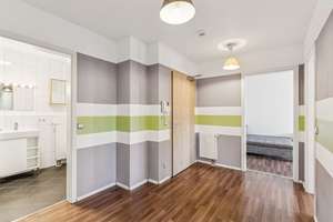 Helle 3-Zimmer-Erdgeschoss-Wohnung mit 60m² Privatgarten sowie Tiefgaragenstellplatz in Moosach – Die vollständige Adresse der Immobilie erhältst du vom Anbieter., 80993 Alt-Moosach, München – Vorschaubild 4