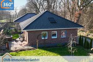 Gepflegter Bungalow mit Carport in Westoverledingen – Die vollständige Adresse der Immobilie erhältst du vom Anbieter., 26810 Westoverledingen – Vorschaubild 1