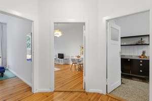 ***2-Zi.-Altbau-Wohnung mit Terrazzo-Highlight in Prenzlauer Berg*** – Die vollständige Adresse der Immobilie erhältst du vom Anbieter., 10439 Prenzlauer Berg, Berlin – Vorschaubild 3
