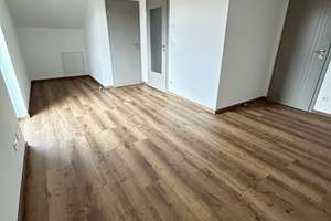 Familienfreundliche DHH mit Terasse und Garage ab sofort – Hauptstraße 24 b, 89352 Ellzee – Vorschaubild 11
