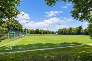 Gelegenheit am Südpark: 2-Zi-EG-Wohnung + Terrasse (Sonderumlagen BEREITS BEZAHLT!) – Die vollständige Adresse der Immobilie erhältst du vom Anbieter., 81379 Obersendling, München – Vorschaubild 11