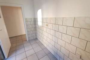 Direkt Wiesbaden-City: Helle, renovierte 1-Zimmer-SINGLE-Wohnung; Balkon; Tageslicht-Wannenbad – Die vollständige Adresse der Immobilie erhältst du vom Anbieter., 65183 Westend / Bleichstraße, Wiesbaden – Vorschaubild 8