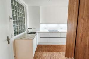 Großzügige 1-Zimmer-Wohnung mit moderner Einbauküche in München – 80686 Land in Sonne, München – Vorschaubild 8