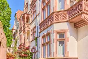 Altbaujuwel in der Heidelberger Weststadt: repräsentative 6-Zimmer-Wohnung mit Stellplatz und Balkon – Die vollständige Adresse der Immobilie erhältst du vom Anbieter., 69115 Weststadt, Heidelberg – Vorschaubild 6
