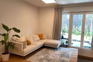 Geschmackvolle möblierte Erdgeschosswohnung mit drei Zimmern sowie Terasse/Garten/EBK in Hannover