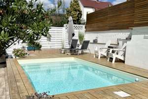 Von Historie zur Moderne: Einfamilienhaus mit Pool in begehrter Lage von Baunatal – Die vollständige Adresse der Immobilie erhältst du vom Anbieter., 34225 Baunatal – Vorschaubild 1
