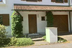 Schönes Reihenmittelhaus in Pöring /Zorneding – Die vollständige Adresse der Immobilie erhältst du vom Anbieter., 85604 Zorneding – Vorschaubild 2
