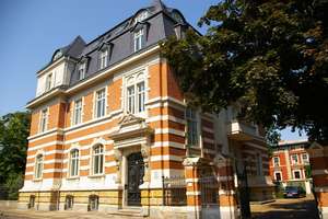 Wunderschönes Altbaujuwel direkt am Clara-Zetkin-Park im Zentrum West ! – Sebastian-Bach-Straße 44, 4109 Zentrum-West, Leipzig – Vorschaubild 1