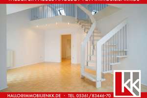 Wohnen mit Stil – Maisonettewohnung mit drei separaten Zimmern und Galerie im Sandkamp