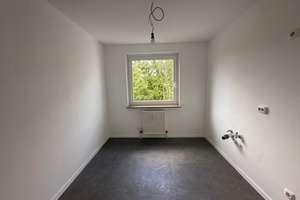 Helle 2-Zimmer-Wohnung mit Balkon in Nürnberg – Herzogstandstraße  2, 90471 Langwasser Nordwest, Nürnberg – Vorschaubild 3