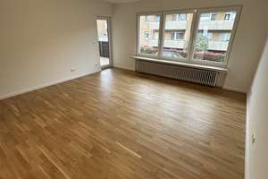 3 Zimmer, Neu saniert, ruhige Lage (Video !!) mit Balkon -  Hochparterre L – In der Felderhütten 63, 51371 Bürrig, Leverkusen – Vorschaubild 2