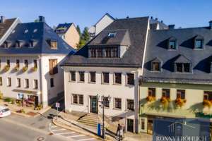 liebevoll und hochwertig saniertes Wohn- und Geschäftshaus 1A-Lage in Annaberg-Buchholz zu verkaufen – Die vollständige Adresse der Immobilie erhältst du vom Anbieter., 9456 Annaberg-Buchholz – Vorschaubild 2