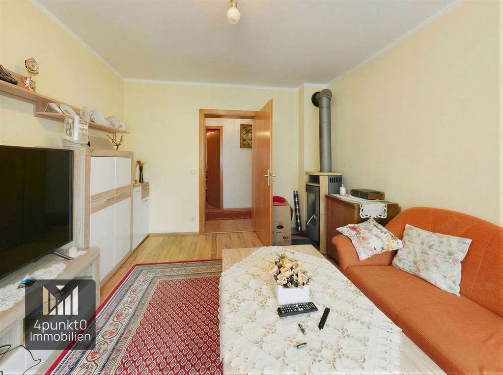 Immobilie in Wemding - EG-Wohnung mit Potenzial – Garage, kleiner Garten & Abstellraum - Bild 2