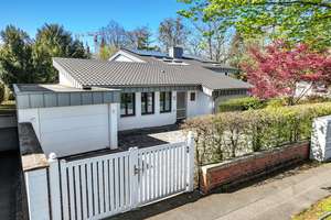 Großzügige Architektenvilla mit Schwimmbad und 2 Doppelgaragen in beliebter Lage von Bonn-Rüngsdorf – Die vollständige Adresse der Immobilie erhältst du vom Anbieter., 53179 Rüngsdorf, Bonn – Vorschaubild 24